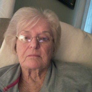 Meet your Posher, Saundra